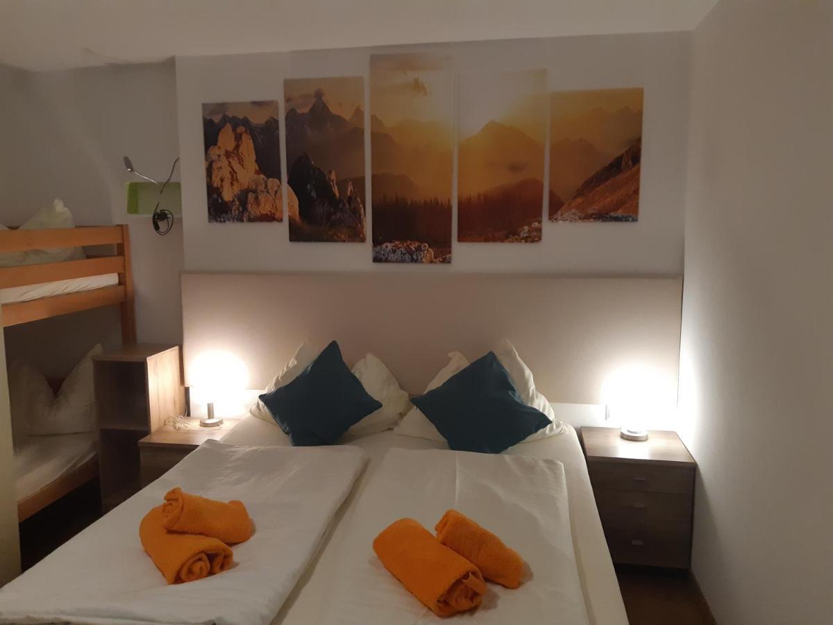 Gasthof Klug Zum Ehrensepp Modriach Dış mekan fotoğraf