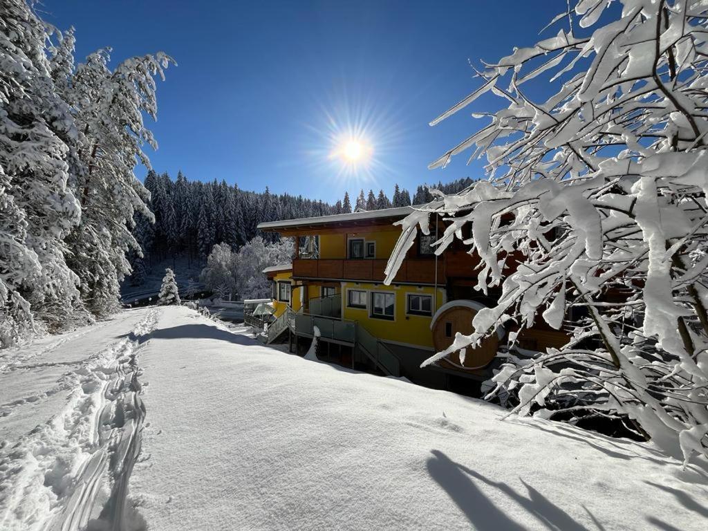 Gasthof Klug Zum Ehrensepp Modriach Dış mekan fotoğraf